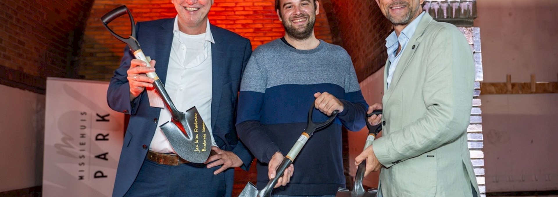 First tree planted in this new neighborhood, developed by Equilis